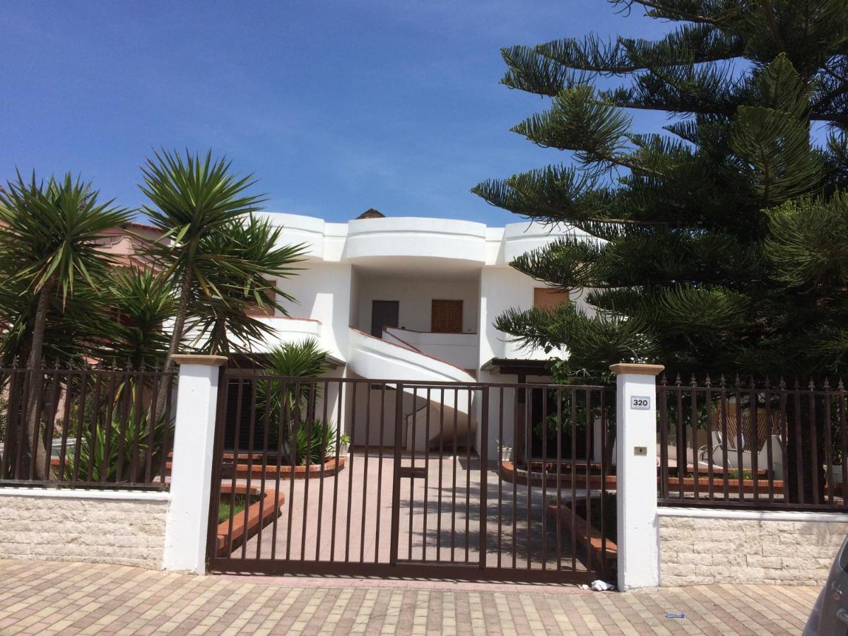 7Quater B&B Castel Volturno Luaran gambar